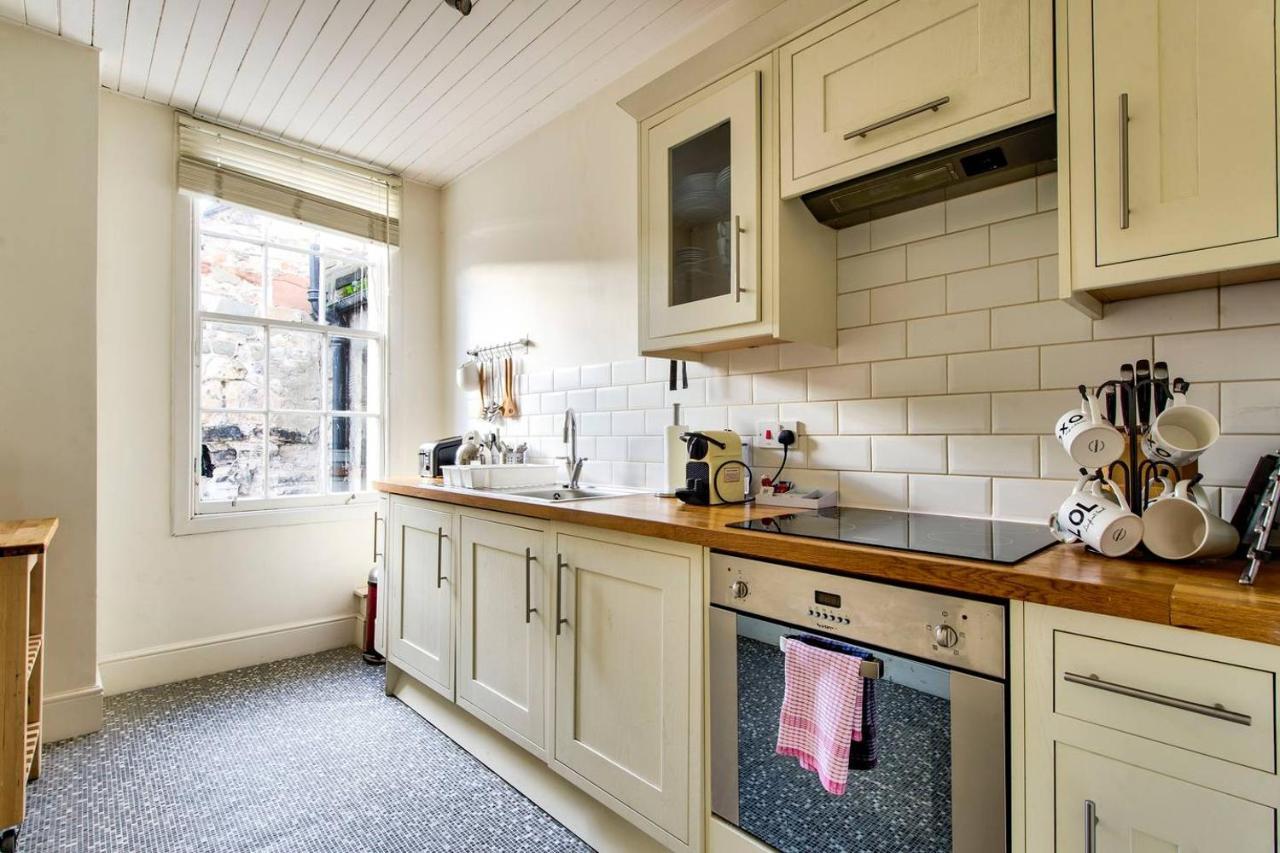 Joivy Bright 1 Bed Flat, Close To Princess Street Эдинбург Экстерьер фото
